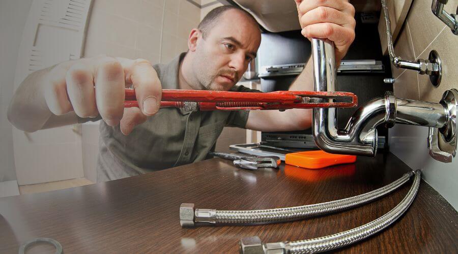 Expert burst pipe repair services in Elmer, NJ